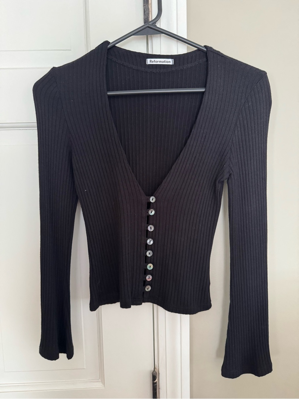 Reformation Black Ribbed V-Neck Button-Front Long Sleeve Top